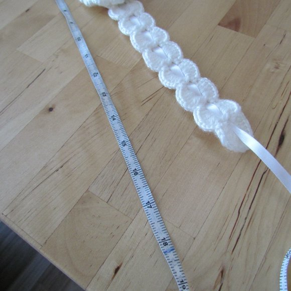 Taller de ABU White Handmade headband (crochet) - Picture 13 of 16